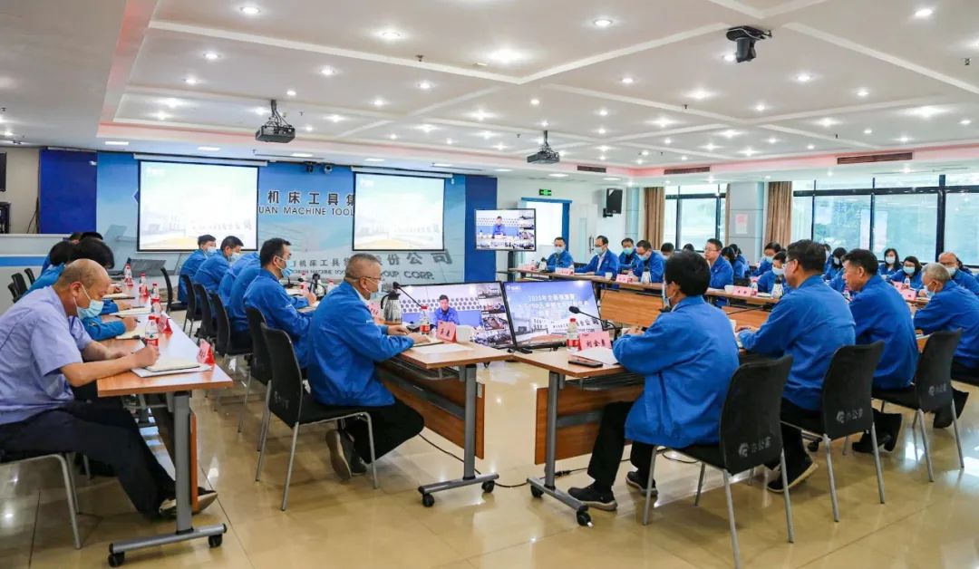 �ϼ��������100�� վ����ҵ��һ�ݶ�