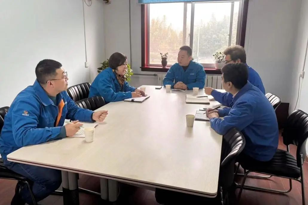 ��������Ѷ�������徲���� ������ҵ����