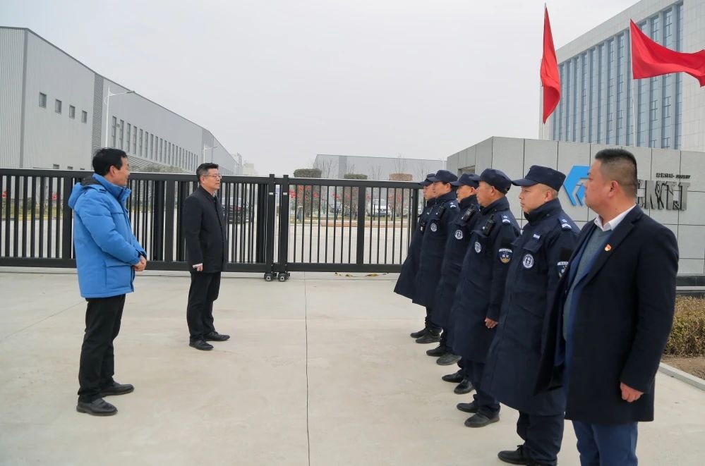 ��������Ѷ������ҫ�ȼ����򵼴�����˷ο��ֵ��Ա��